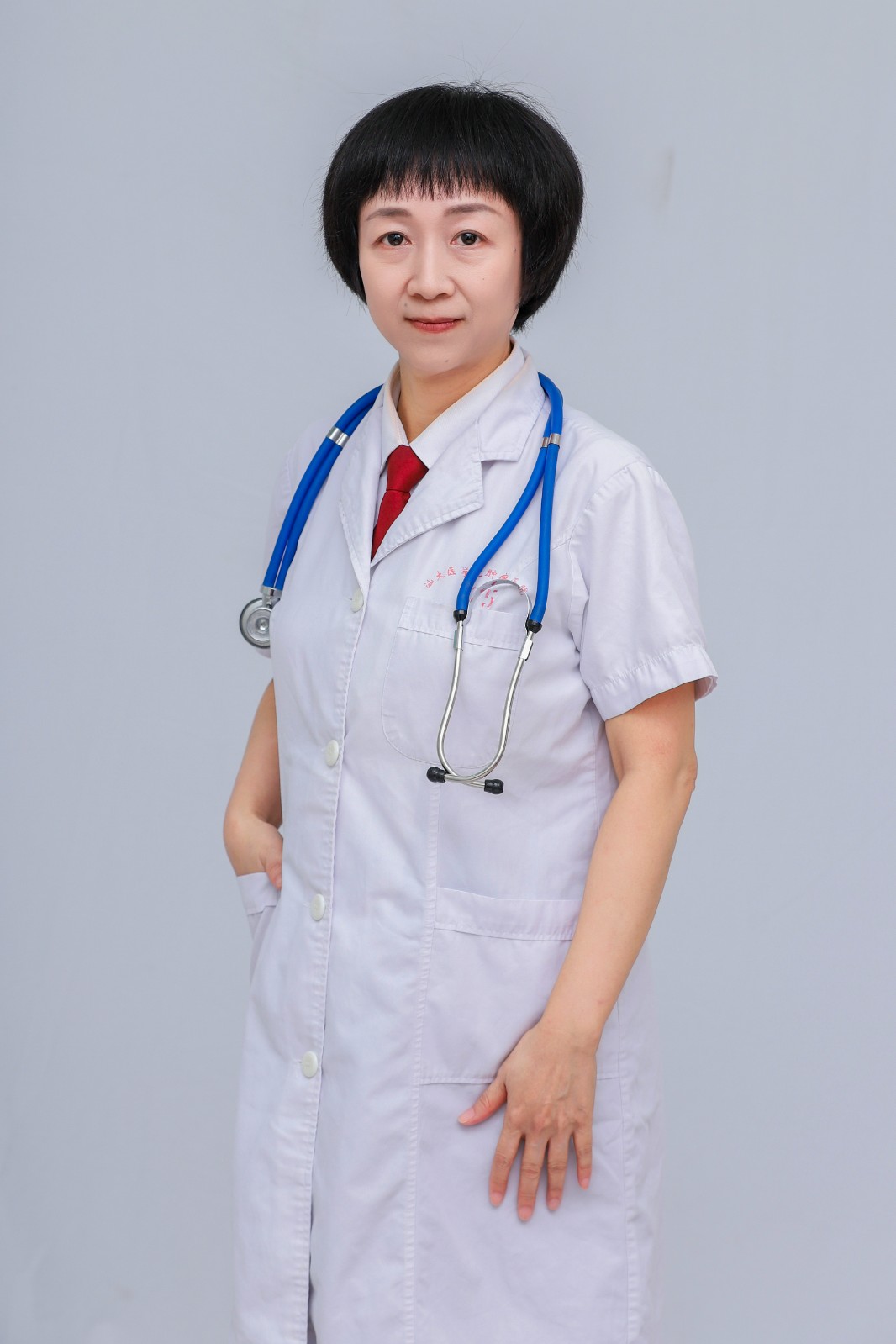 林雯.jpg